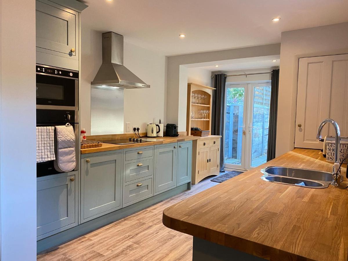 Luxurious Victorian With Parking Sleeps Six * Bury St. Edmunds