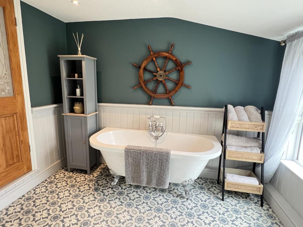 Luxurious Victorian With Parking Sleeps Six Bury St. Edmunds
